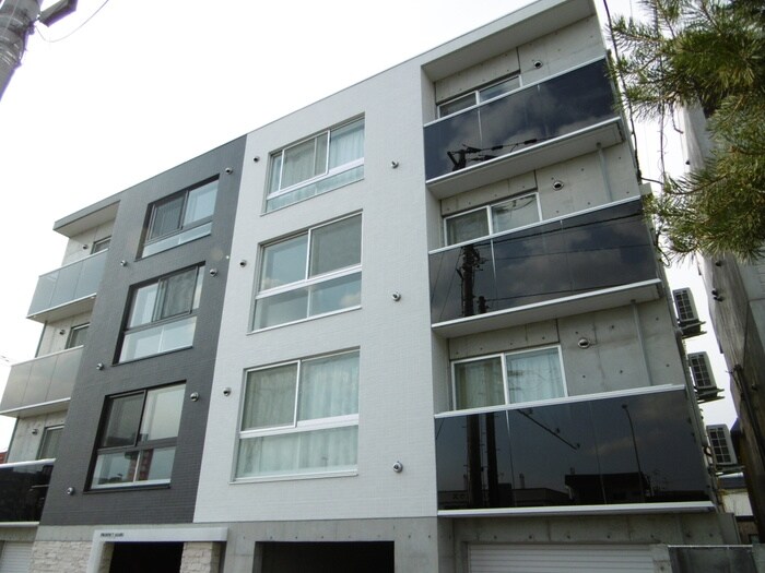 物件外観写真2　(外観写真)