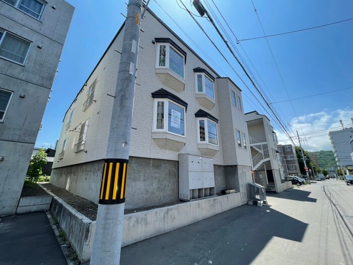 物件外観写真2　(外観写真)