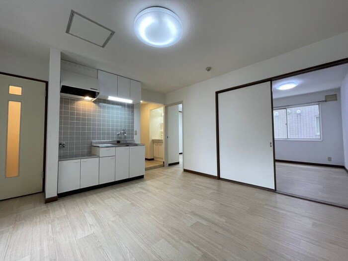 物件内観写真8　(居室)