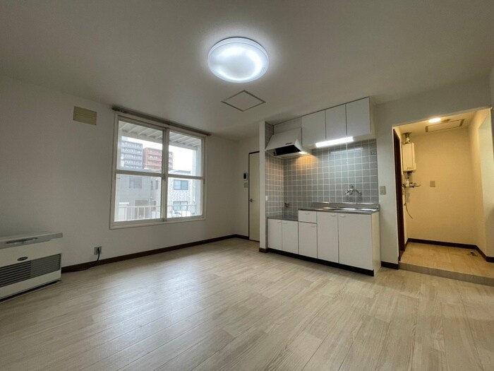 物件内観写真9　(居室)