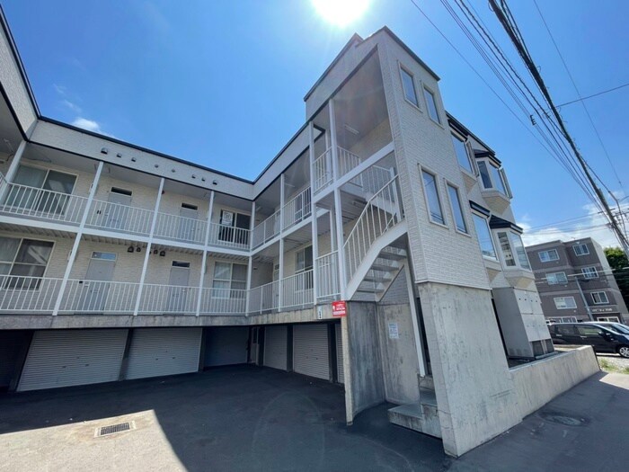 物件外観写真3　(外観写真)