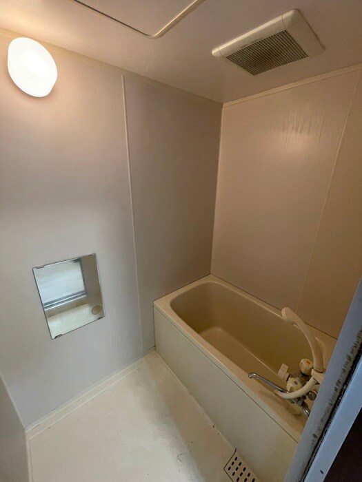物件内観写真12　(バス／シャワールーム等)