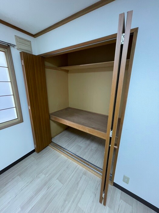 物件内観写真15　(収納)