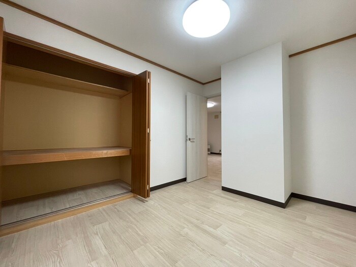 物件内観写真21　(居室)