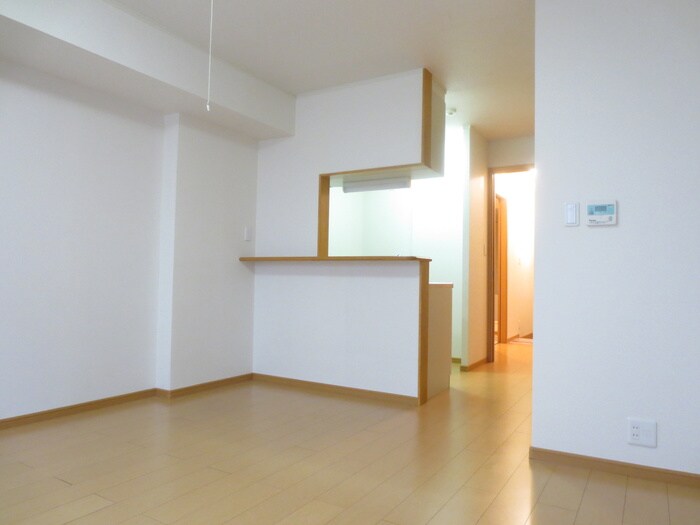 物件内観写真6　(居室)