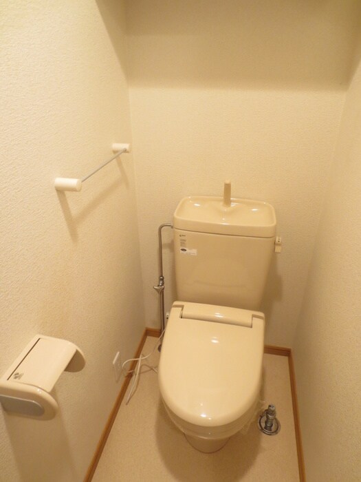 物件内観写真10　(トイレ)