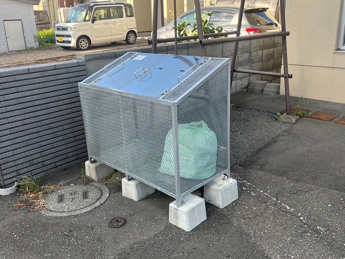 物件外観写真6　(建物設備)