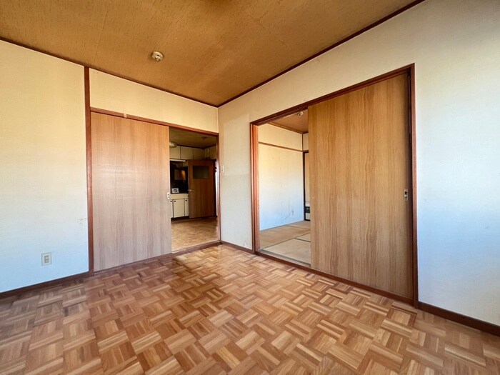 物件内観写真19　(居室)