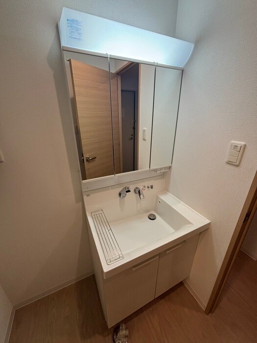 物件内観写真18　(洗面)