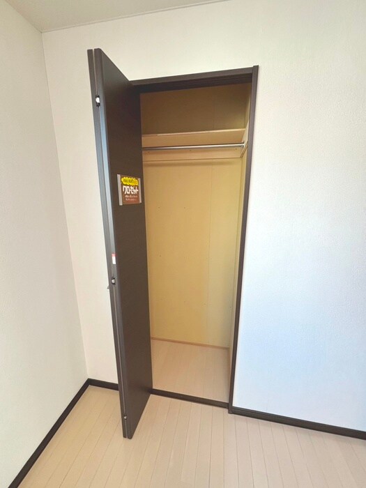 物件内観写真10　(収納)