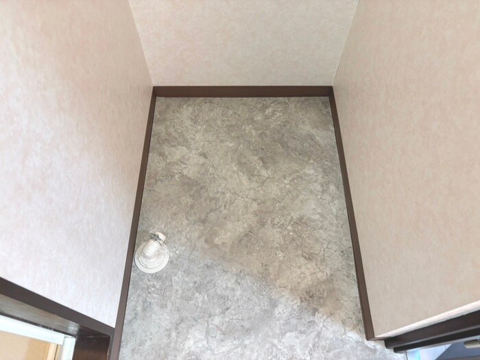 物件内観写真14　(洗濯機置場)