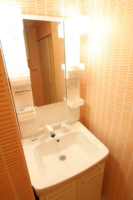 物件内観写真10　(洗面)