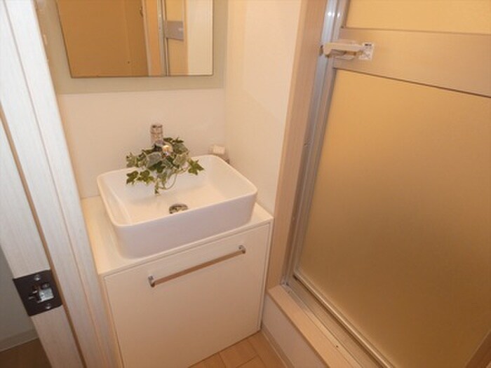 物件内観写真13　(洗面)