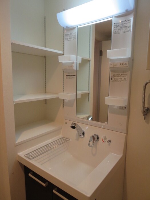 物件内観写真12　(洗面)