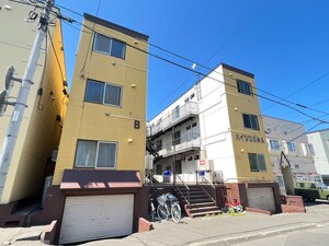 ハイツひふみB棟外観写真