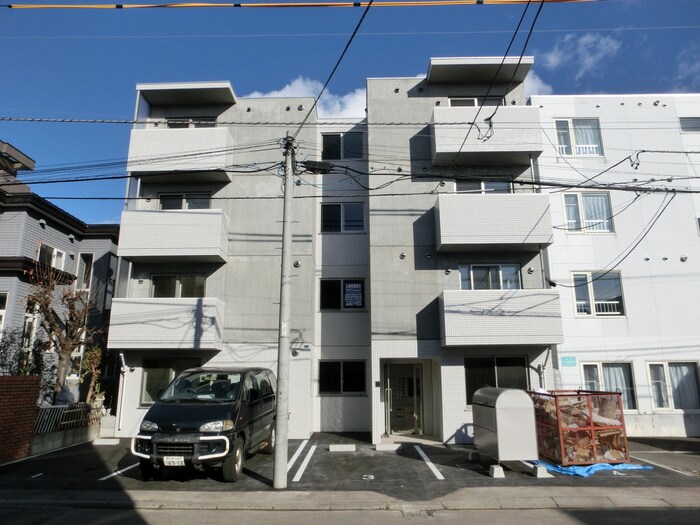 物件外観写真2　(外観写真)