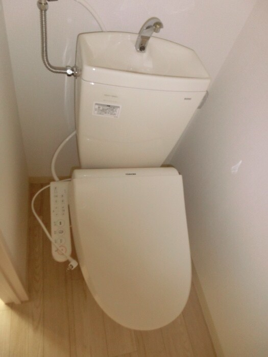 物件内観写真12　(トイレ)