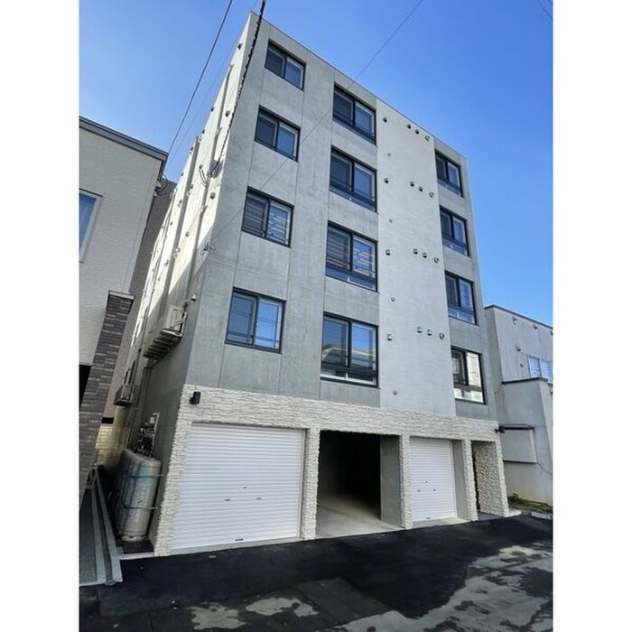 物件外観写真1　(外観写真)