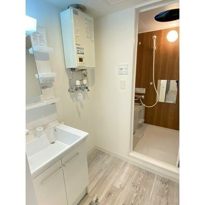 物件内観写真12　(洗面)