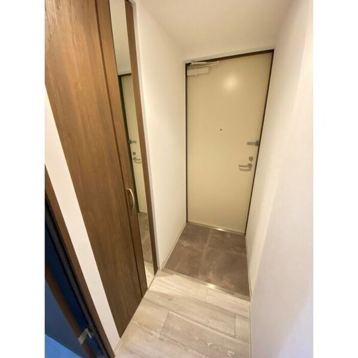 物件内観写真15　(玄関)