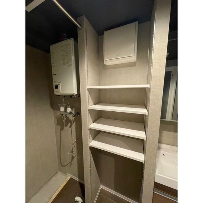 物件内観写真12　(収納)