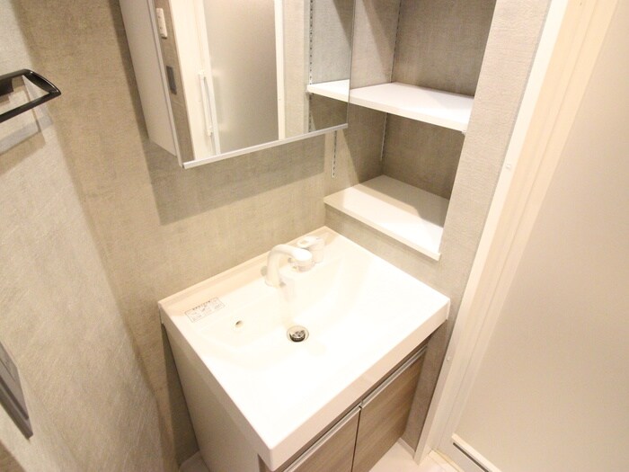 物件内観写真13　(洗面)