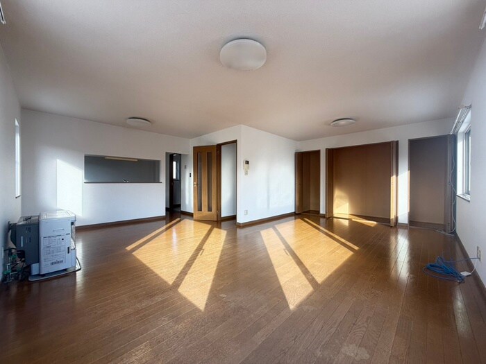 物件内観写真2　(居室)