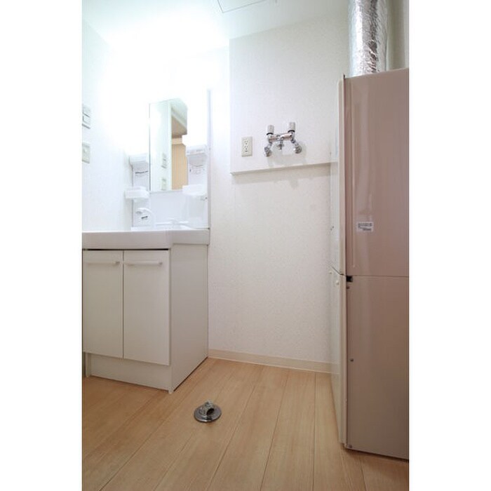 物件内観写真9　(洗面)