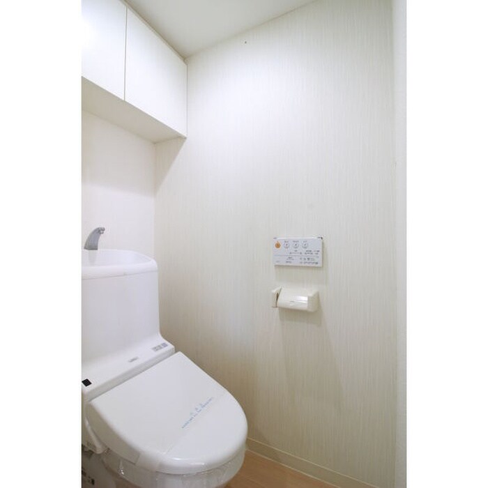 物件内観写真11　(トイレ)