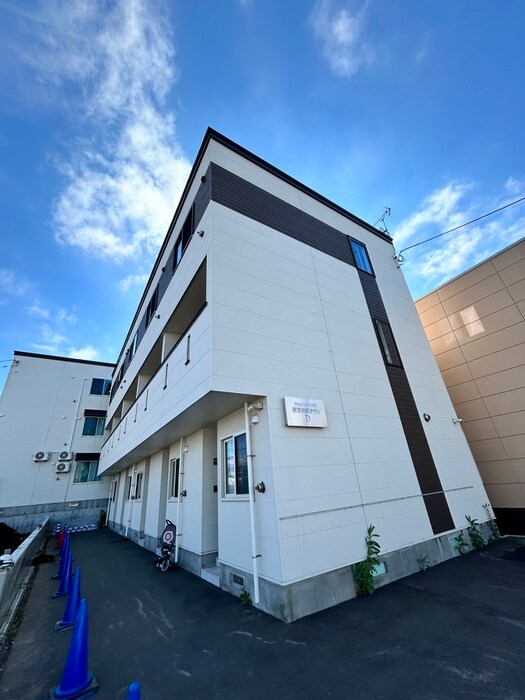 物件外観写真1　(外観写真)