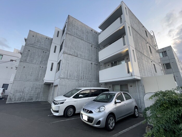 物件外観写真2　(外観写真)