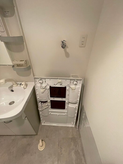 物件内観写真19　(洗濯機置場)