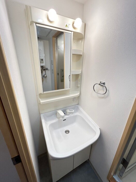 物件内観写真14　(洗面)