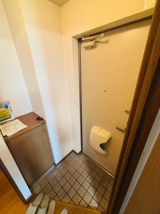 物件内観写真20　(玄関)