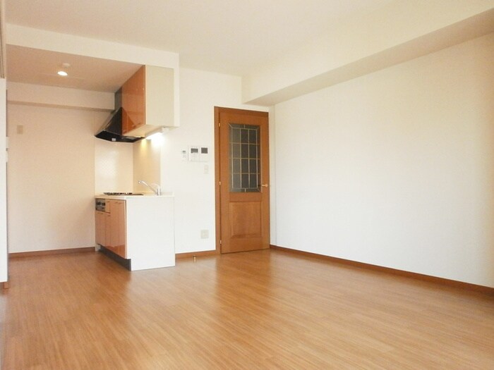 物件内観写真4　(居室)