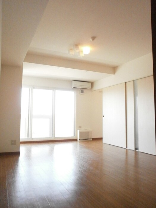 物件内観写真5　(居室)