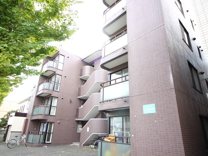 物件外観写真2　(外観写真)