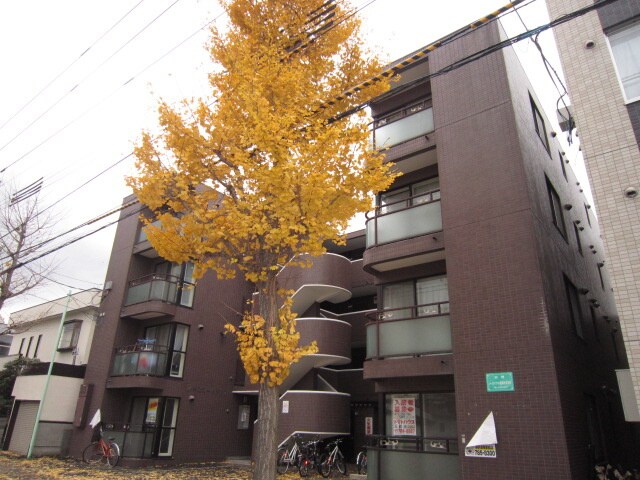 物件外観写真4　(外観写真)