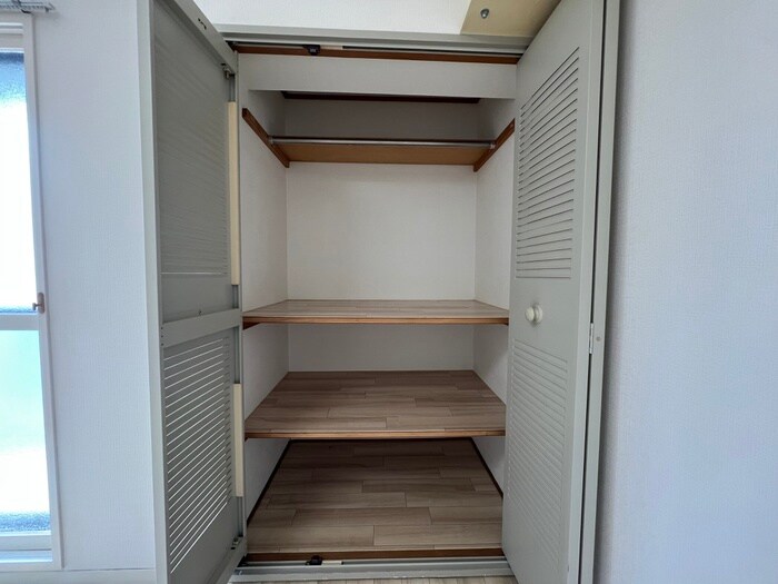 物件内観写真11　(収納)