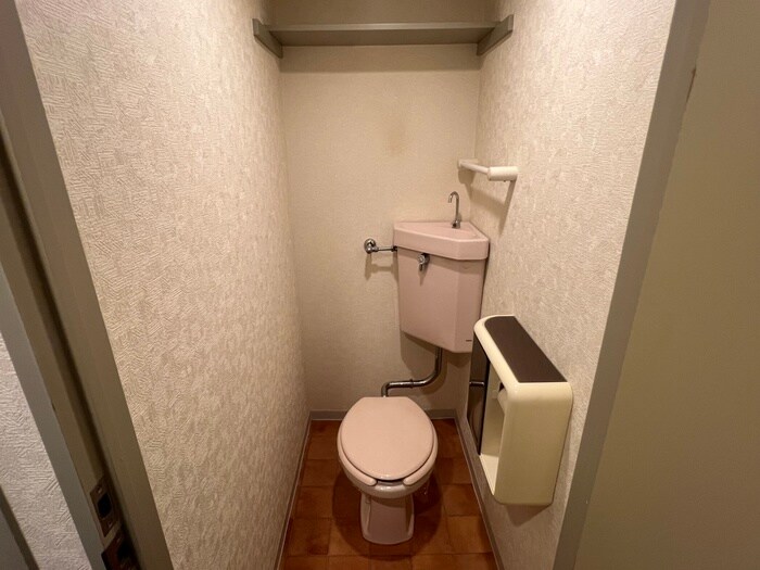 物件内観写真15　(トイレ)