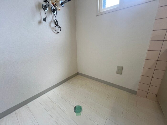 物件内観写真19　(洗濯機置場)