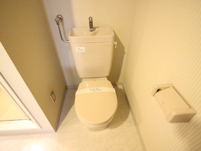 物件内観写真15　(トイレ)