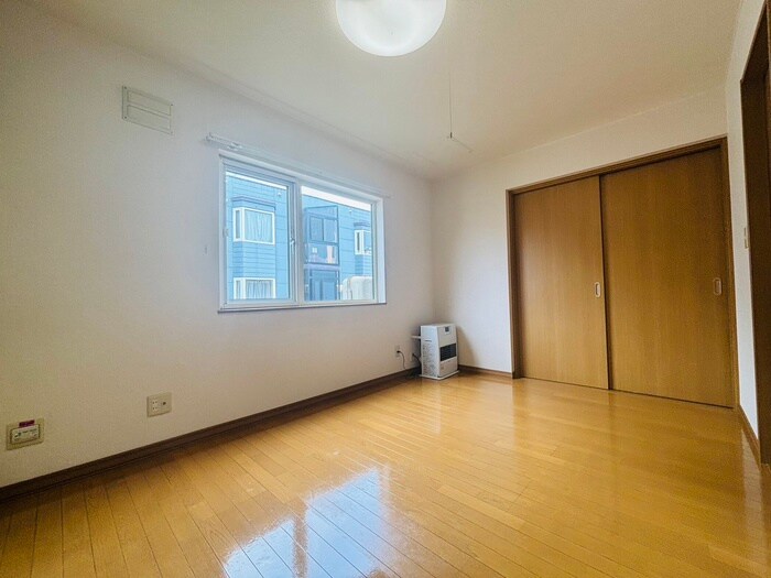 物件内観写真8　(居室)