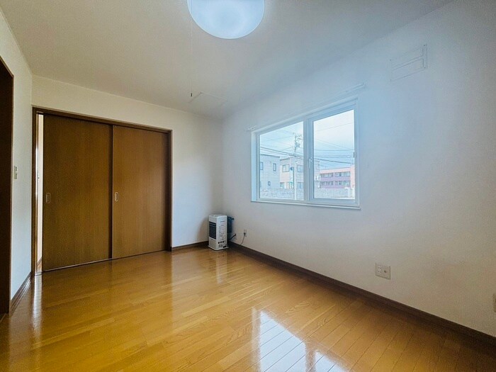 物件内観写真8　(居室)