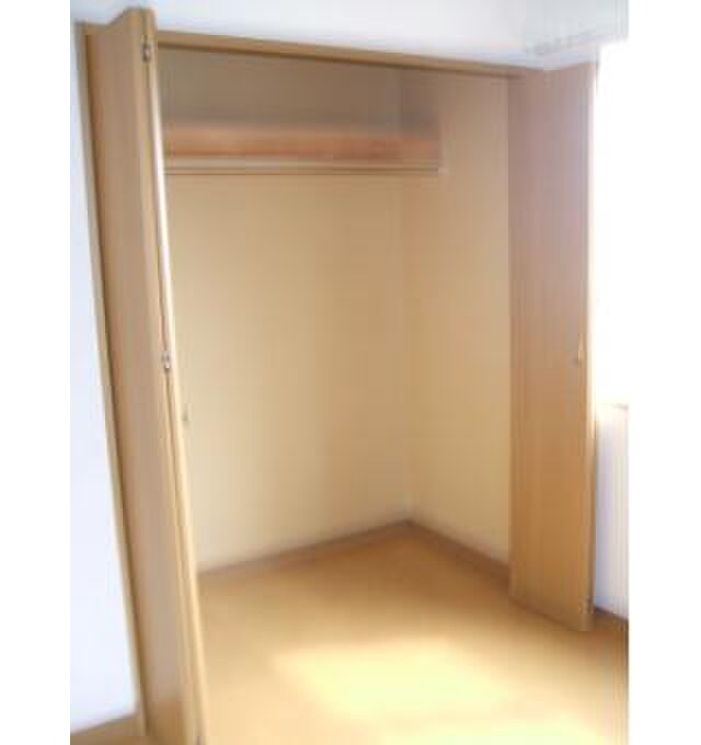 物件内観写真13　(収納)