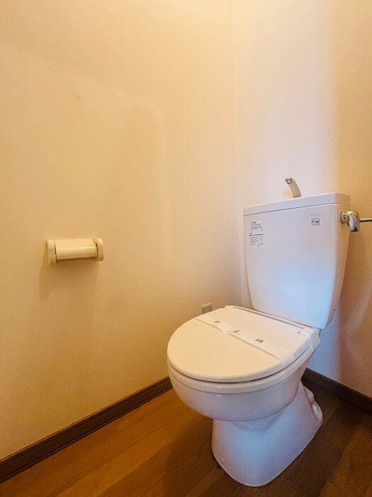 物件内観写真14　(トイレ)