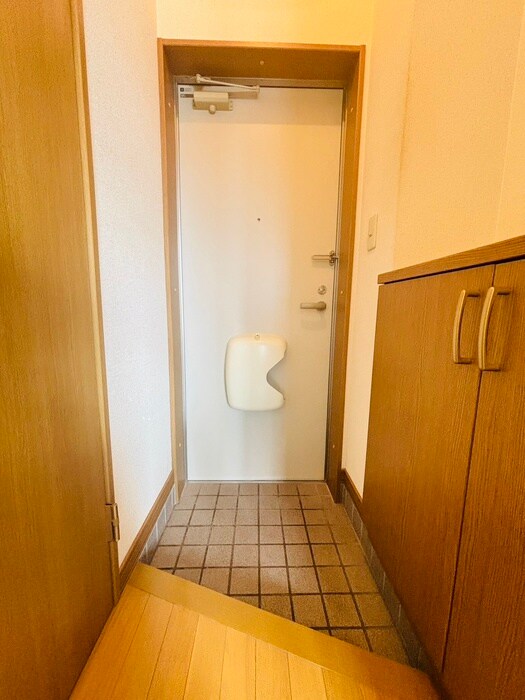 物件内観写真21　(玄関)