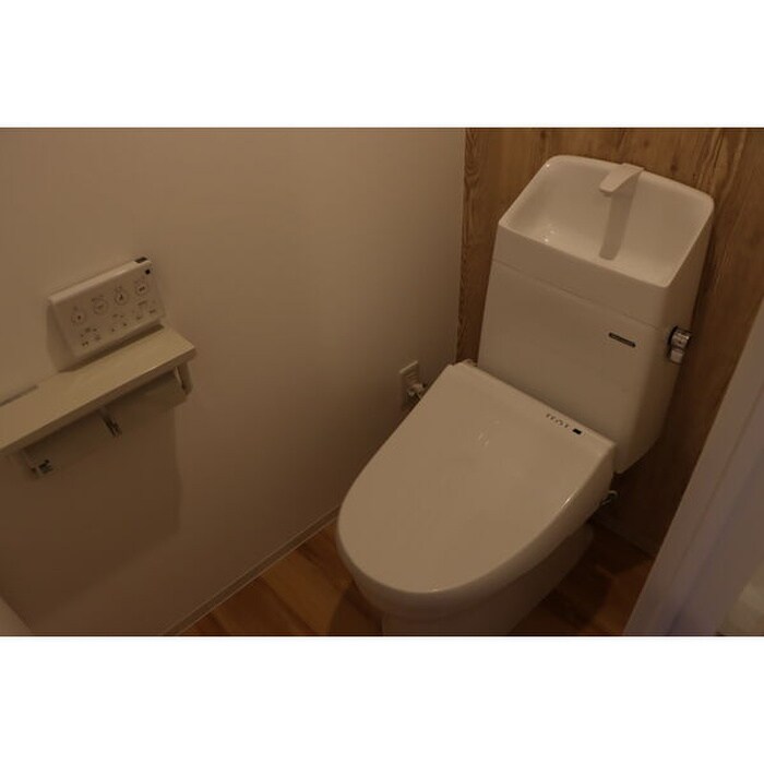 物件内観写真10　(トイレ)