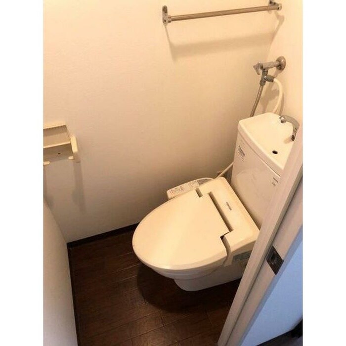 物件内観写真8　(トイレ)