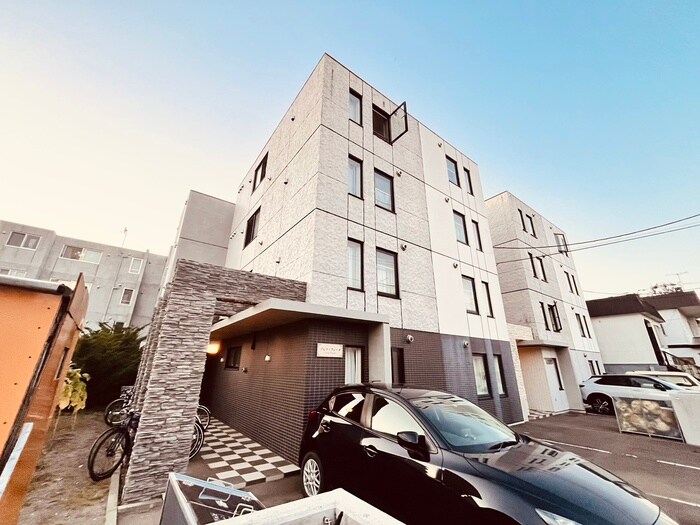 物件外観写真1　(外観写真)